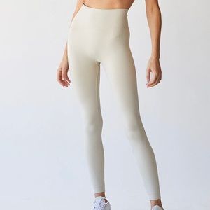 SET ACTIVE Sculptflex Leggings
